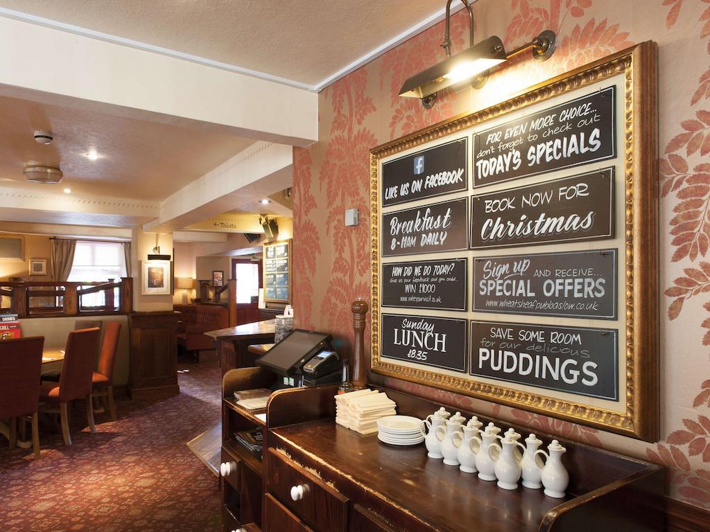 Wheatsheaf, Baslow By Marston'S Inns Eksteriør billede